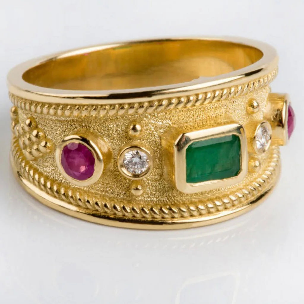 Anillo de circón retro de palacio de placa ancha Simple