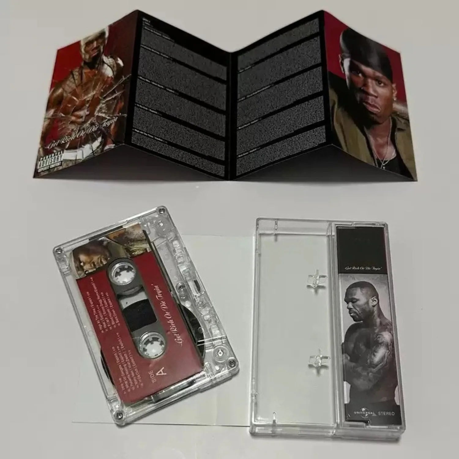 "Get Rich or Die Tryin'" - Álbum de Estreno en Cassette Retro, Punto de Referencia del Hip-Hop de los Principios del 2000, Ideal para Coleccionistas de Rap